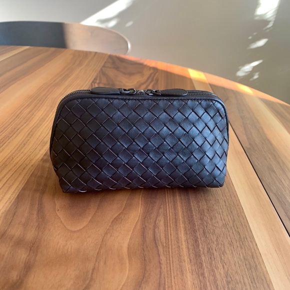 vintage bottega veneta vanity pouch intrecciato
